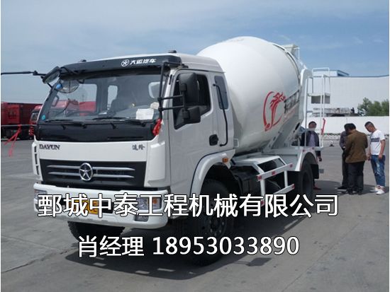 中泰8方搅拌车